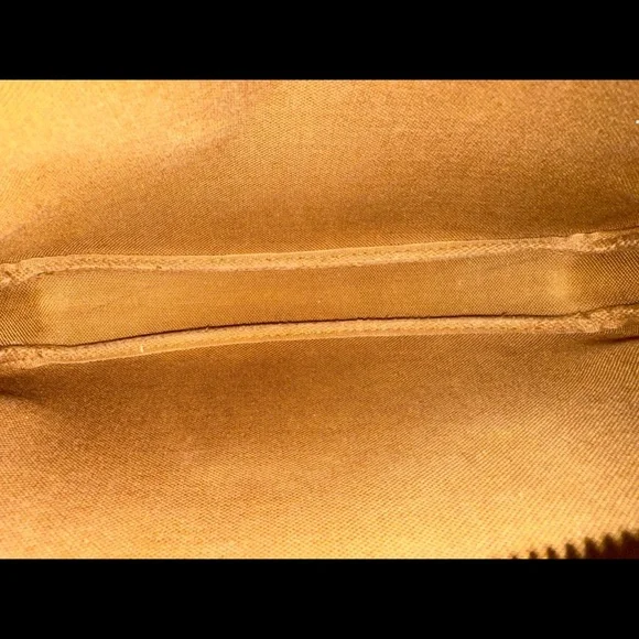 Louis Vuitton Pochette Vintage Brown Monogram leather Shoulder bag 

Offers - Picture 8 of 14